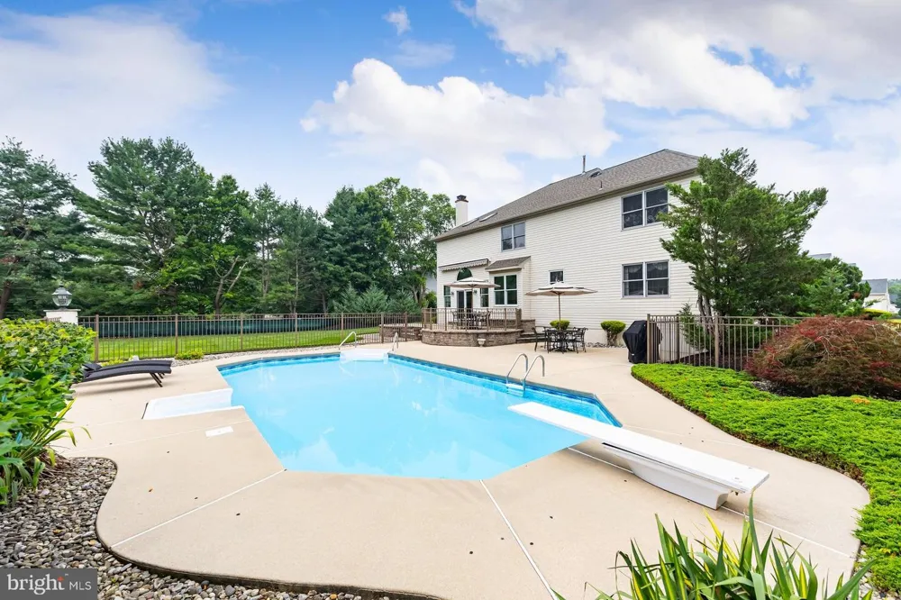 11 TURTLE CREEK DRIVE Mullica Hill, NJ 08062