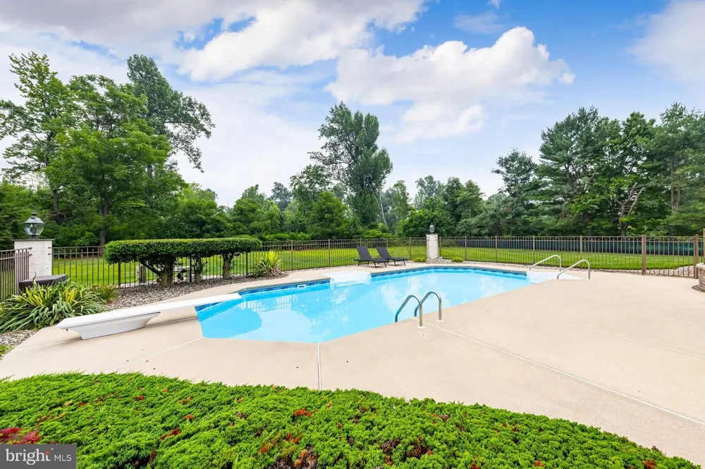 11 TURTLE CREEK DRIVE Mullica Hill, NJ 08062