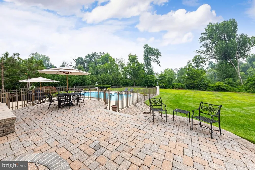 11 TURTLE CREEK DRIVE Mullica Hill, NJ 08062