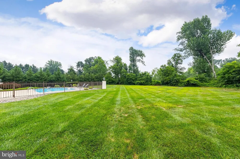 11 TURTLE CREEK DRIVE Mullica Hill, NJ 08062
