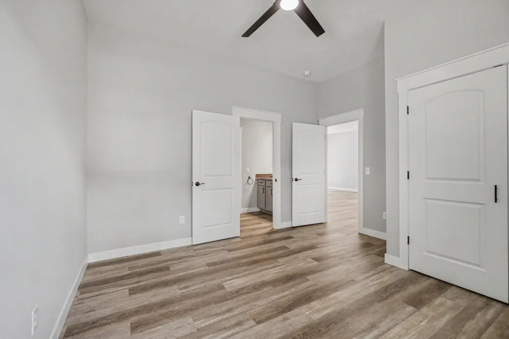 74777 Ridgeway Drive Lawton, MI 49065