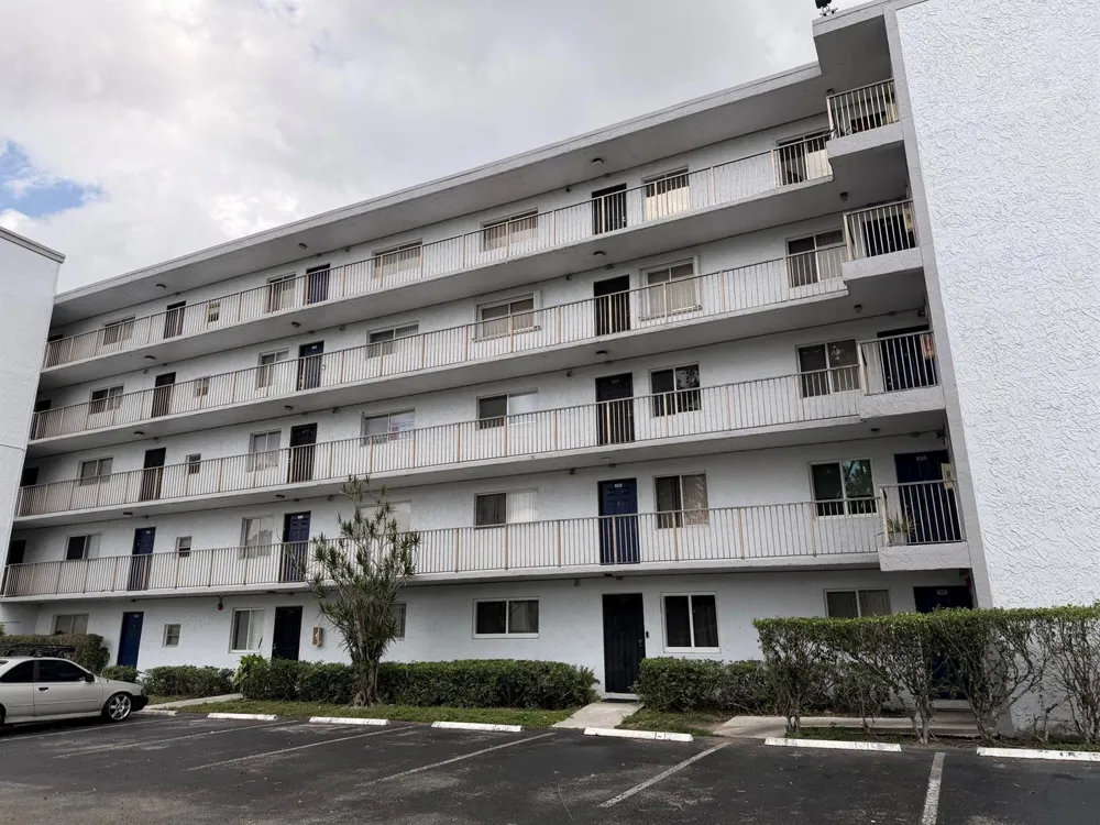8720 Sherman Circle #205 Miramar, FL 33025