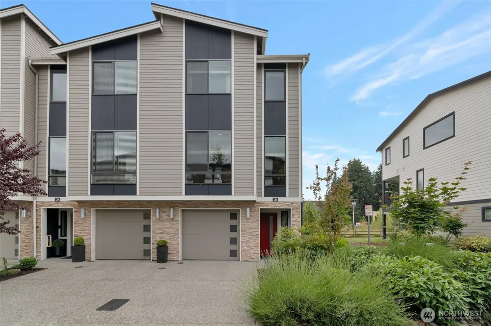 12718 35th Ave SE Everett, WA 98208
