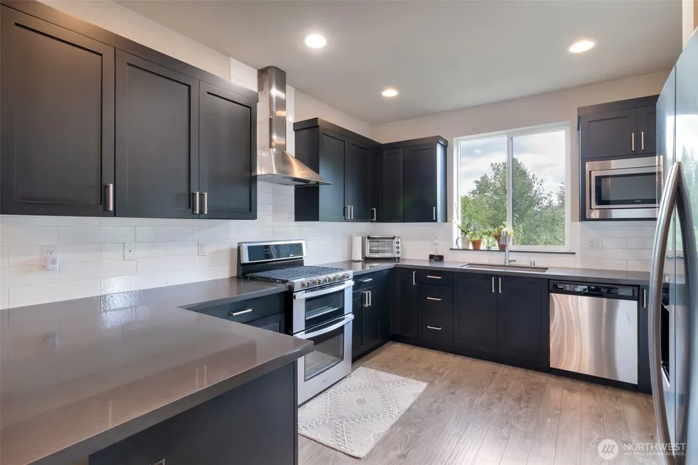 12718 35th Ave SE Everett, WA 98208