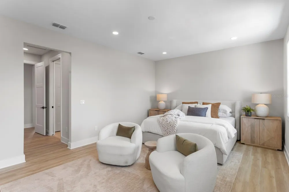 5210 BAYSHORE BOULEVARD #4 Tampa, FL 33611