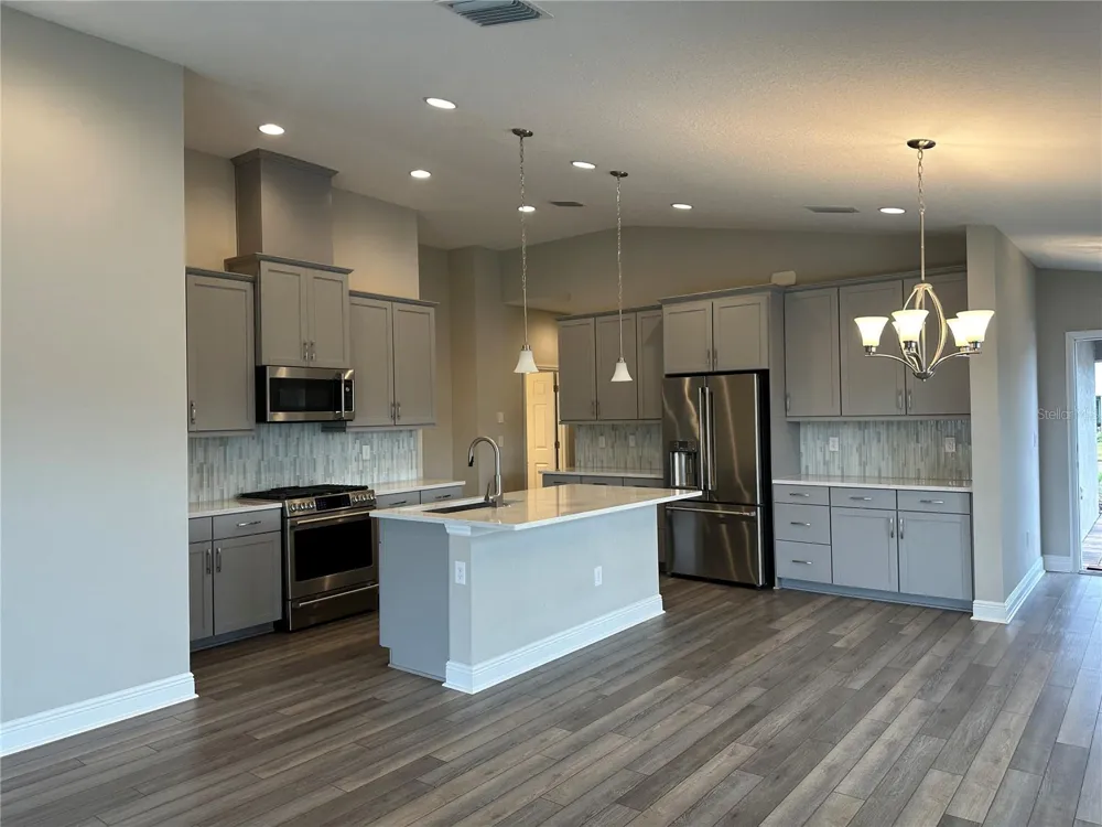 12533 OAK HILL WAY Parrish, FL 34219