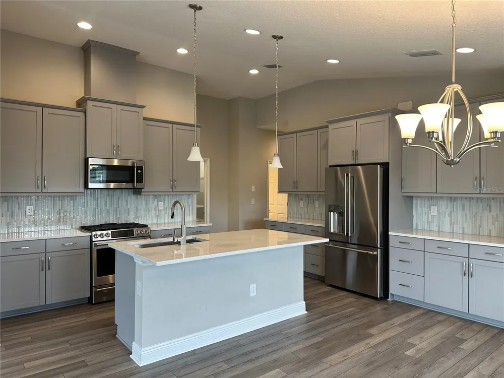 12533 OAK HILL WAY Parrish, FL 34219