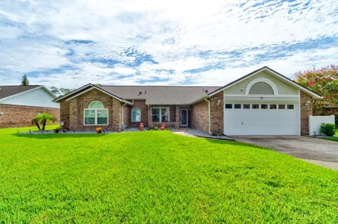 18 CARRIAGE CREEK WAY