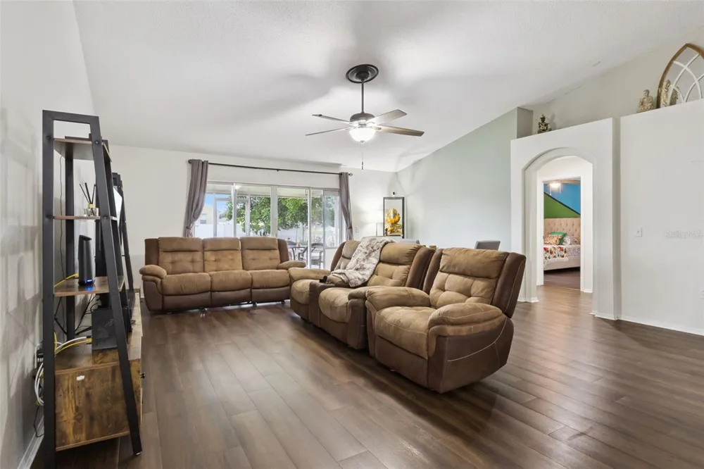 7973 OAK RUN CIRCLE Lakeland, FL 33809