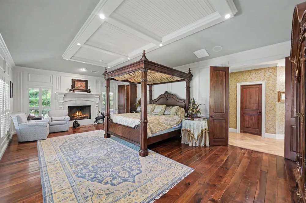 31626 Dobbin Hufsmith Magnolia, TX 77354