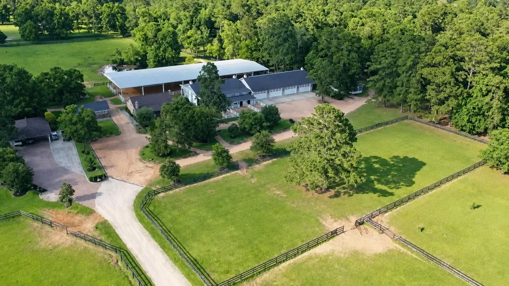31626 Dobbin Hufsmith Magnolia, TX 77354