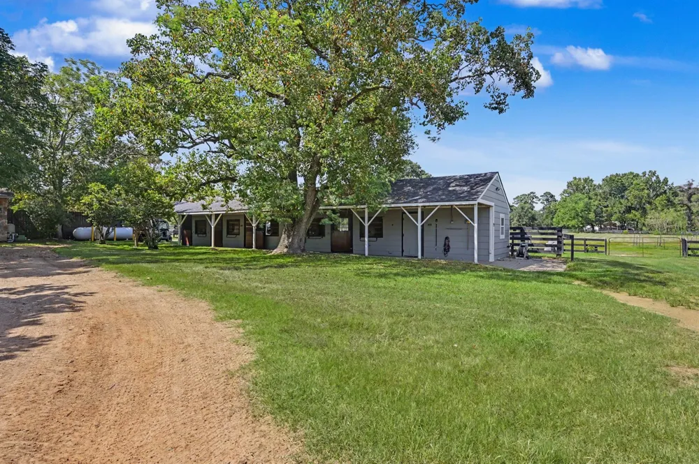 31626 Dobbin Hufsmith Magnolia, TX 77354