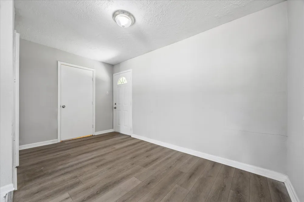 205 Tilden Drive Pasadena, TX 77506