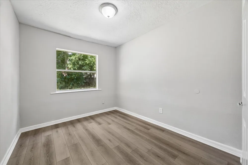 205 Tilden Drive Pasadena, TX 77506