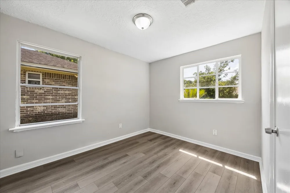 205 Tilden Drive Pasadena, TX 77506