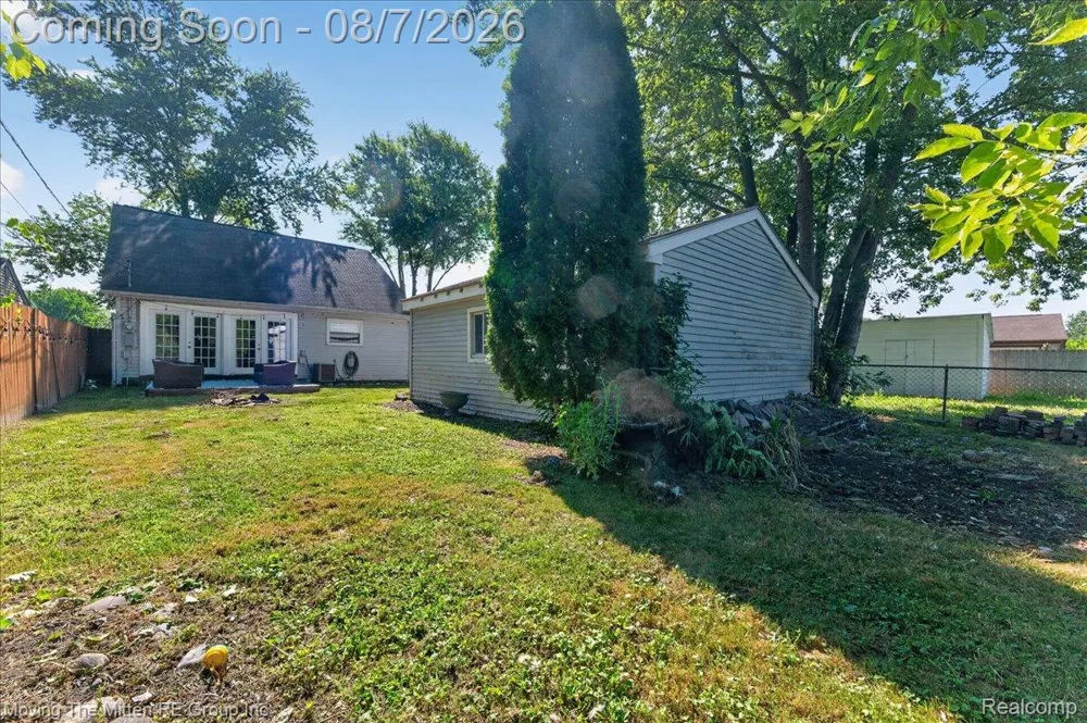 14700 McGuire Street Taylor City, MI 48180