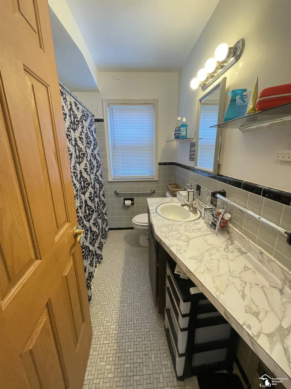 1080 Cloverlawn Boulevard Lincoln Park City, MI 48146