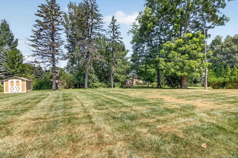 120 Montmorency Road Rochester Hills City, MI 48307