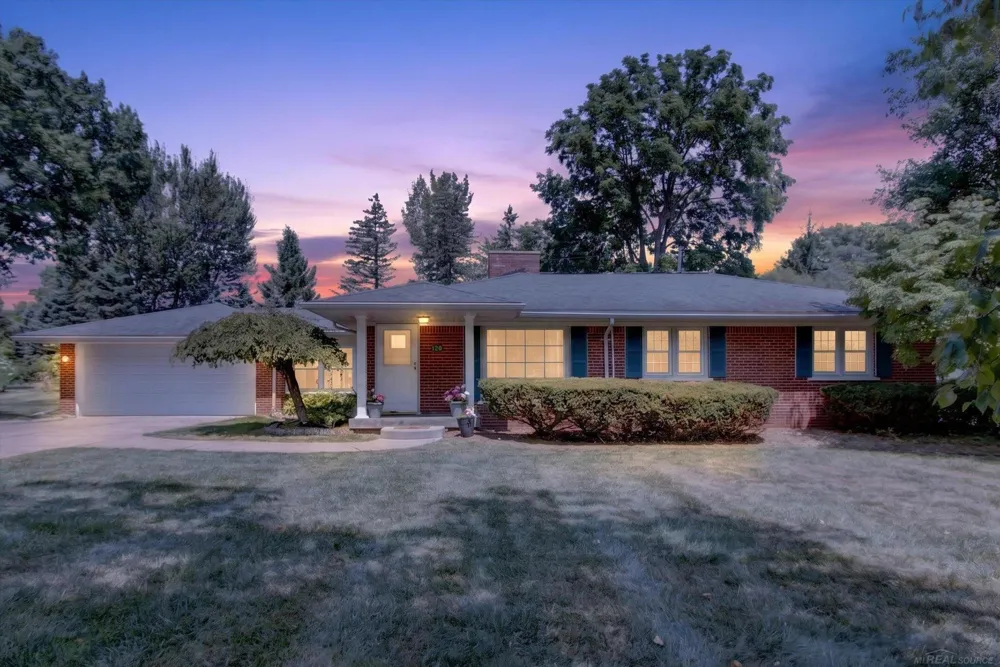120 Montmorency Road Rochester Hills City, MI 48307