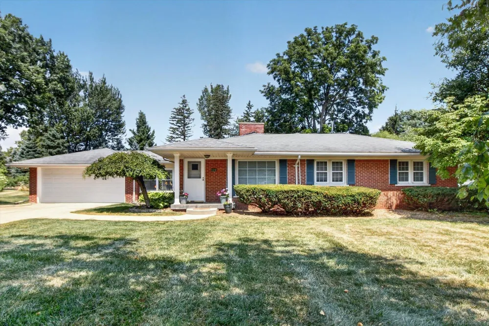 120 Montmorency Road Rochester Hills City, MI 48307