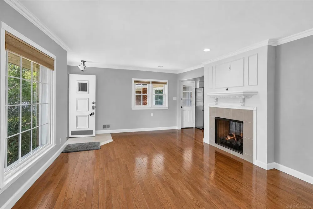 120 Montmorency Road Rochester Hills City, MI 48307