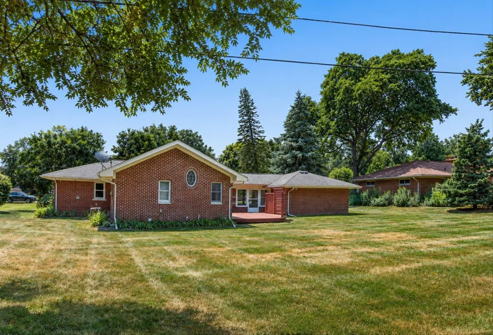 120 Montmorency Road Rochester Hills City, MI 48307