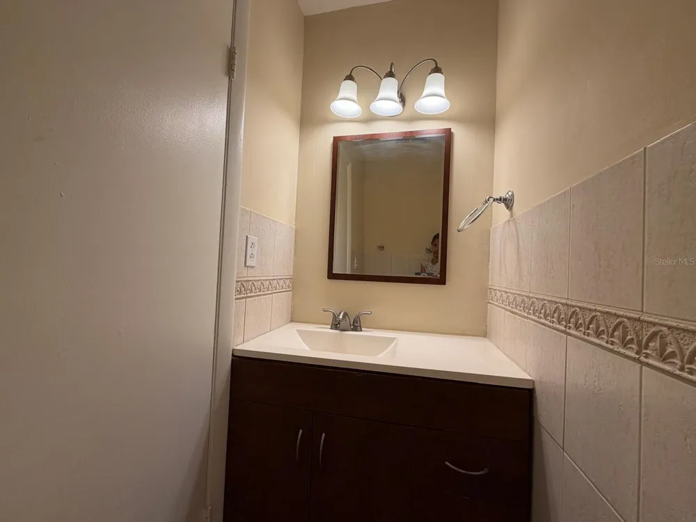 7501 GALLINETA COURT Tampa, FL 33615