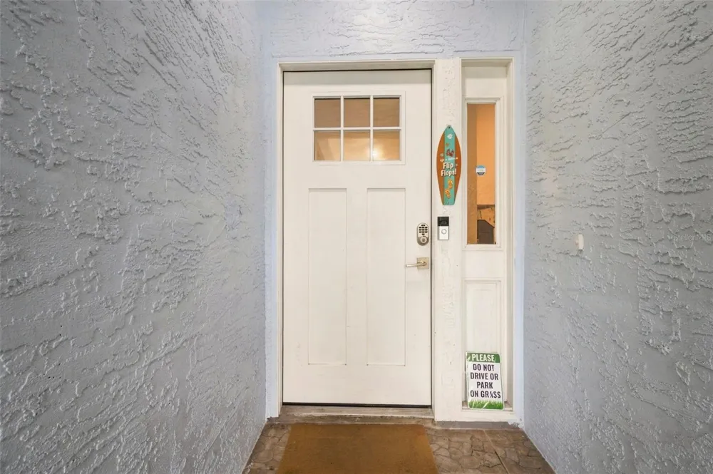 2475 GULFBREEZE CIRCLE Palm Harbor, FL 34683