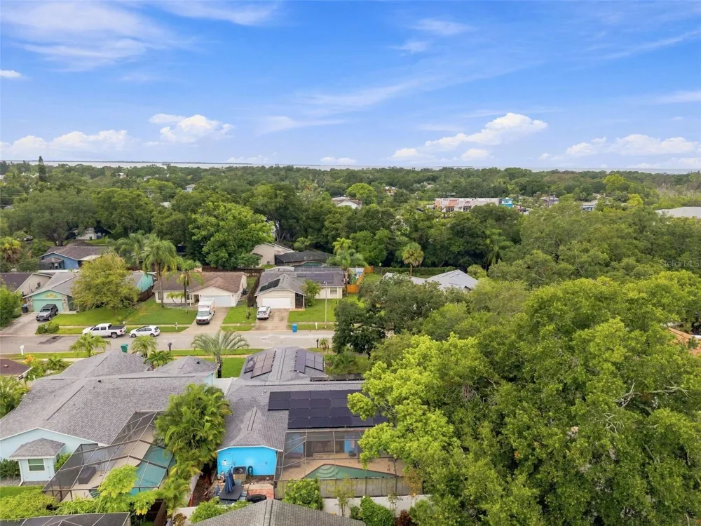 2475 GULFBREEZE CIRCLE Palm Harbor, FL 34683