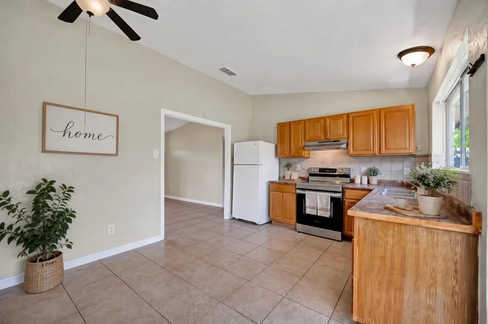 3307 Fern Rock Drive La Porte, TX 77571