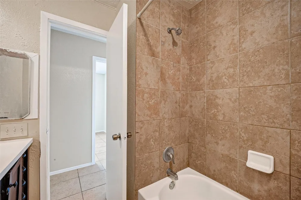3307 Fern Rock Drive La Porte, TX 77571