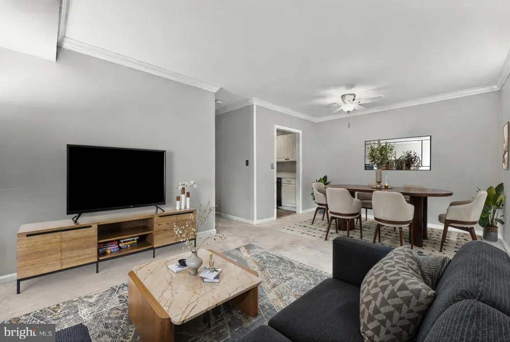 10725 W WEST DRIVE #203 Fairfax, VA 22030