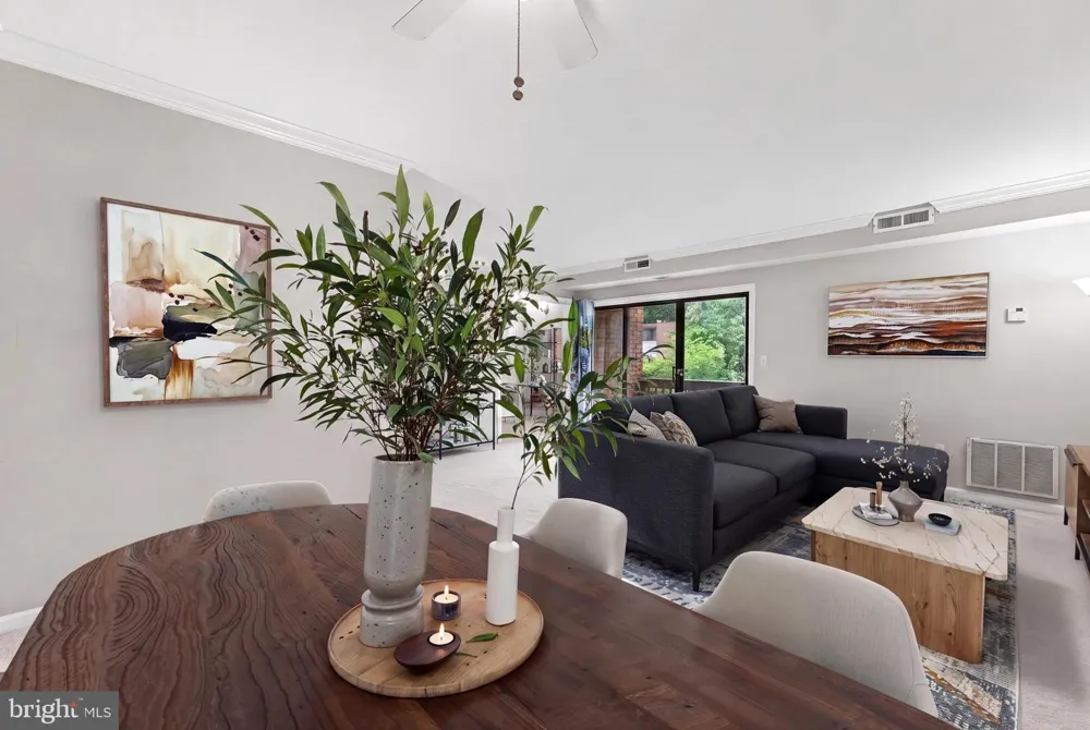 10725 W WEST DRIVE #203 Fairfax, VA 22030