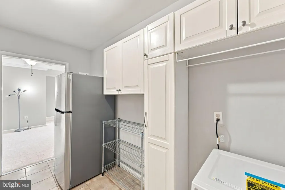 10725 W WEST DRIVE #203 Fairfax, VA 22030