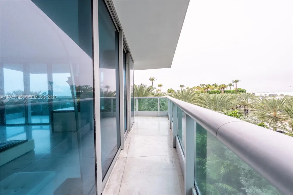 9401 Collins Ave #403 Surfside, FL 33154
