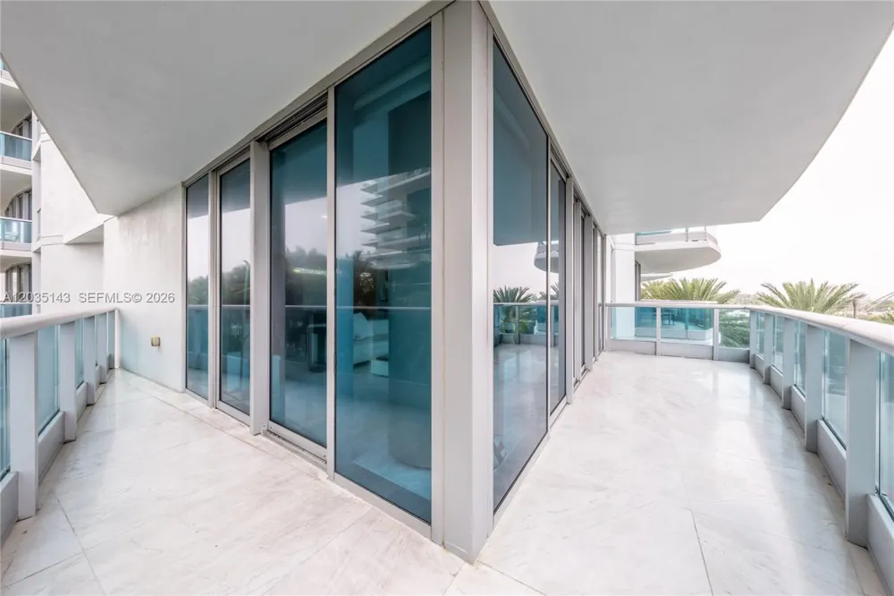 9401 Collins Ave #403 Surfside, FL 33154