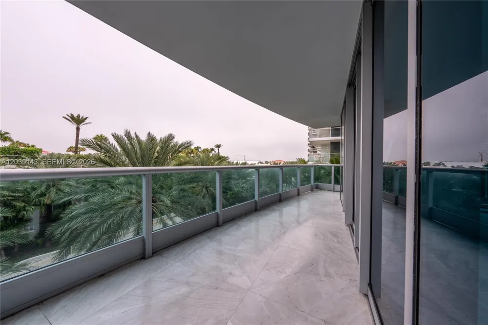 9401 Collins Ave #403 Surfside, FL 33154