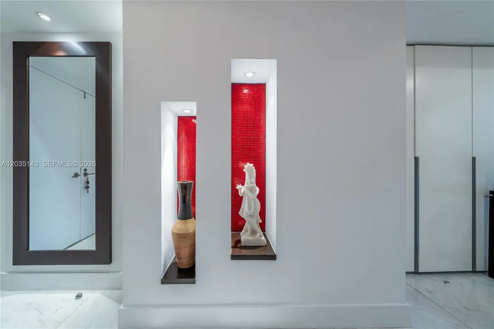 9401 Collins Ave #403 Surfside, FL 33154