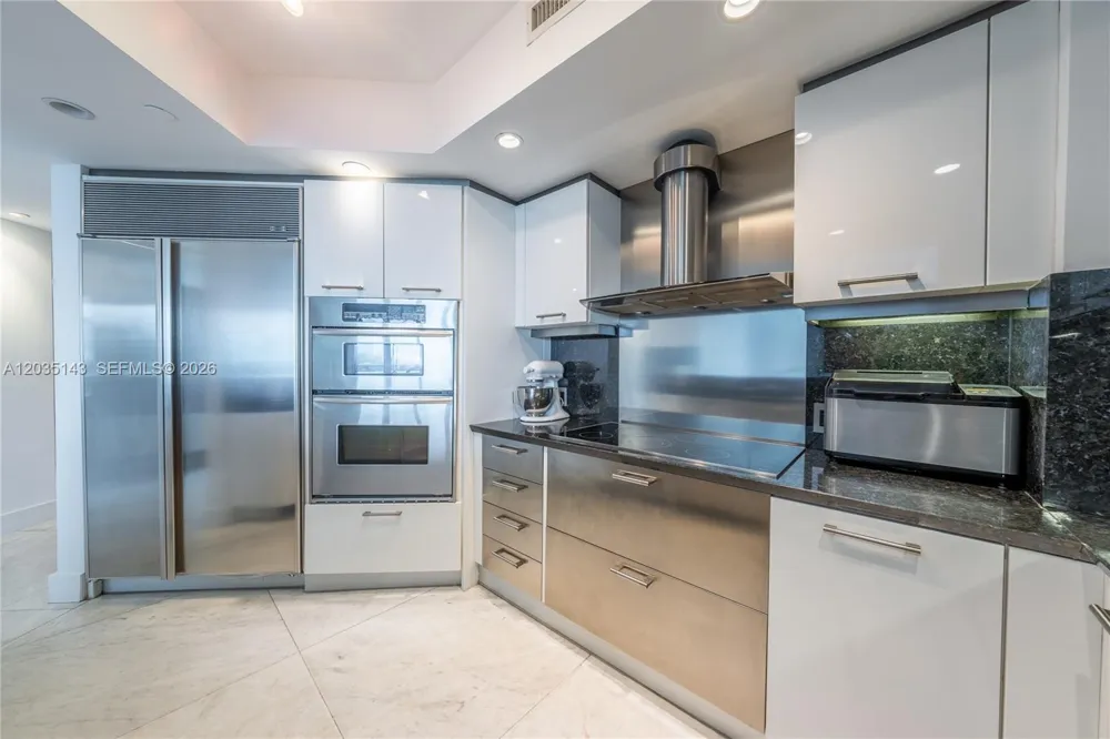9401 Collins Ave #403 Surfside, FL 33154