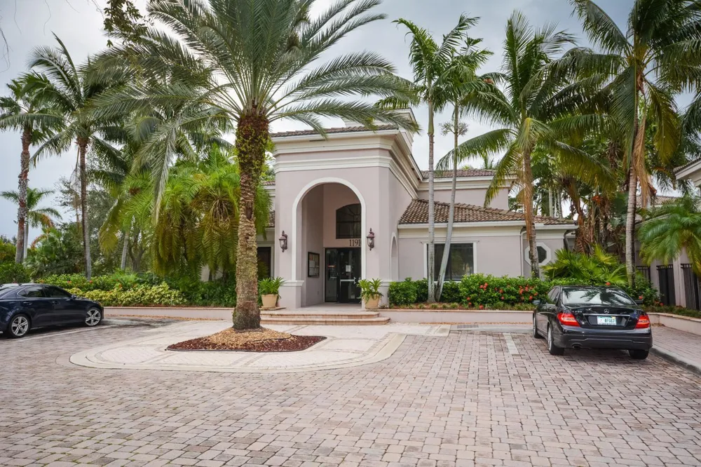 2730 Anzio Court #108 Palm Beach Gardens, FL 33410