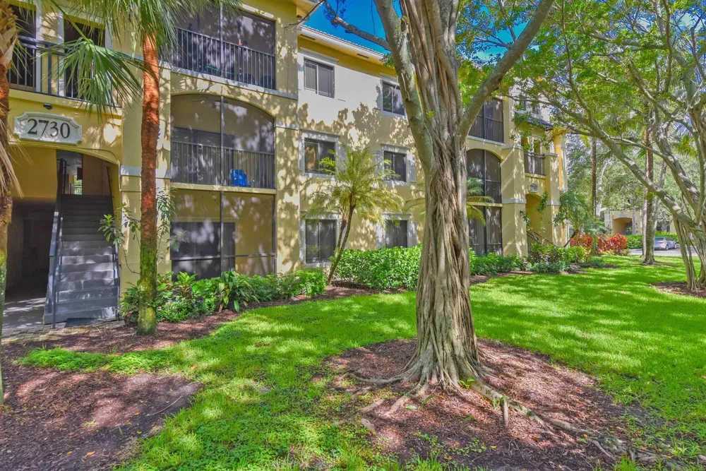 2730 Anzio Court #108 Palm Beach Gardens, FL 33410