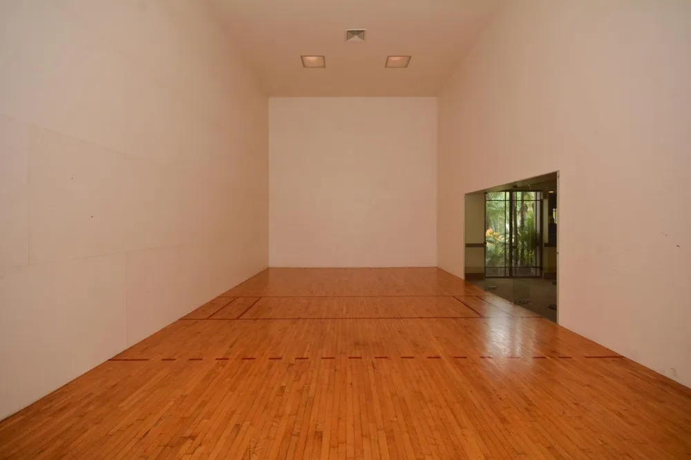 2730 Anzio Court #108 Palm Beach Gardens, FL 33410