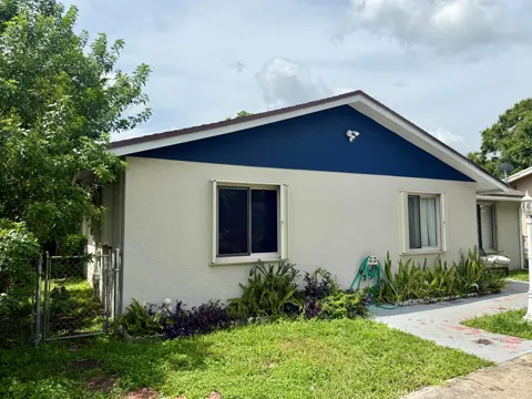 7714 SW 8TH COURT