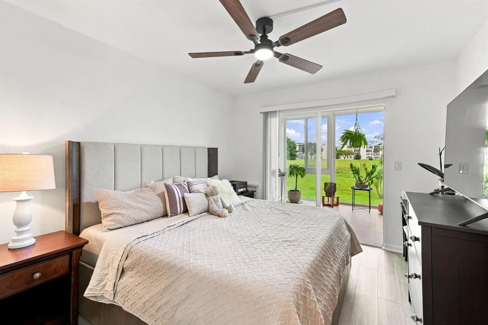 2066 VENTNOR P #2066 Deerfield Beach, FL 33442