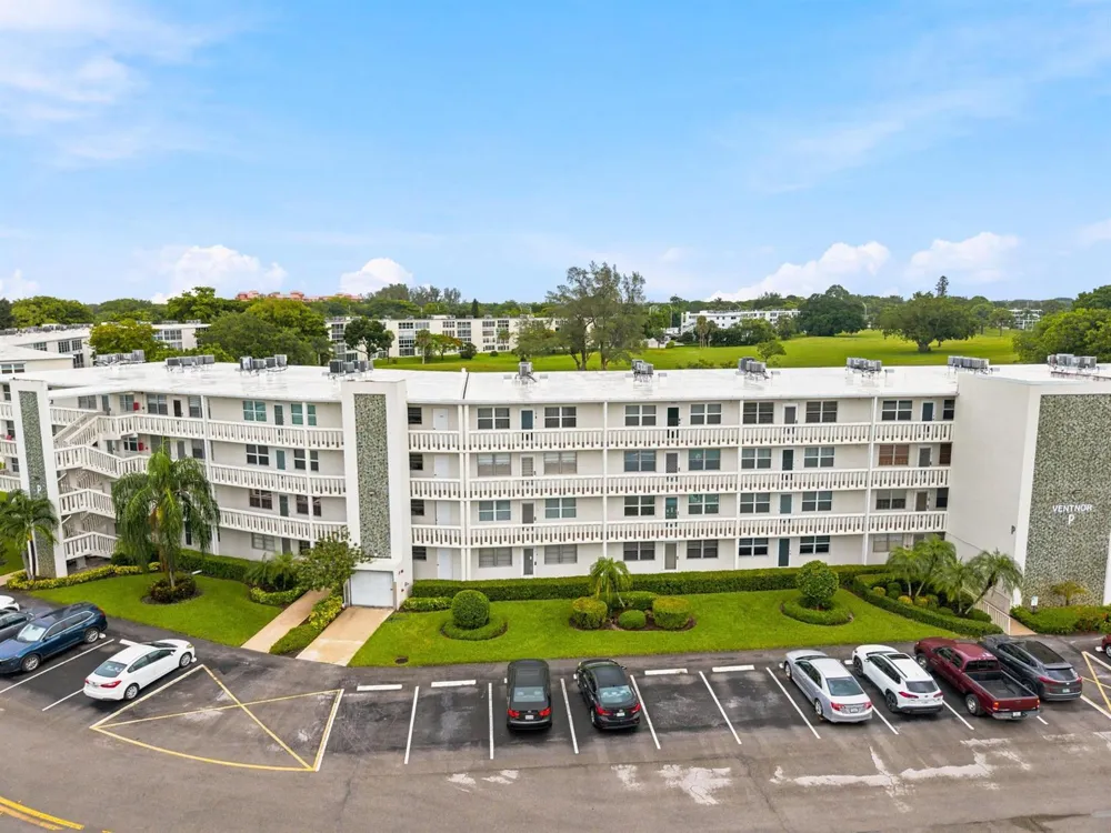 2066 VENTNOR P #2066 Deerfield Beach, FL 33442