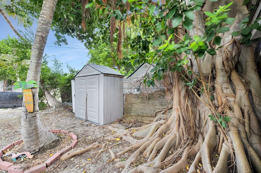 664 Colson Dr Key Largo, FL 33037