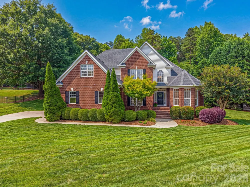 5059 Graystone Estates Drive Belmont, NC 28012
