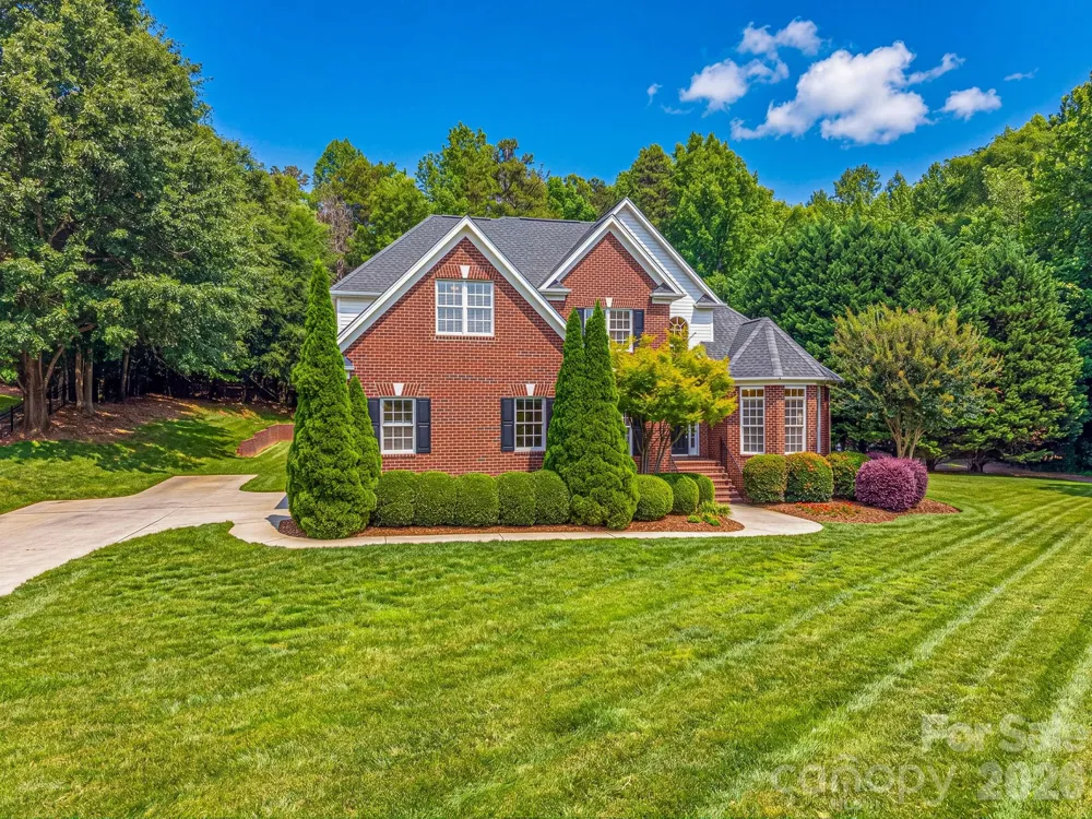 5059 Graystone Estates Drive Belmont, NC 28012