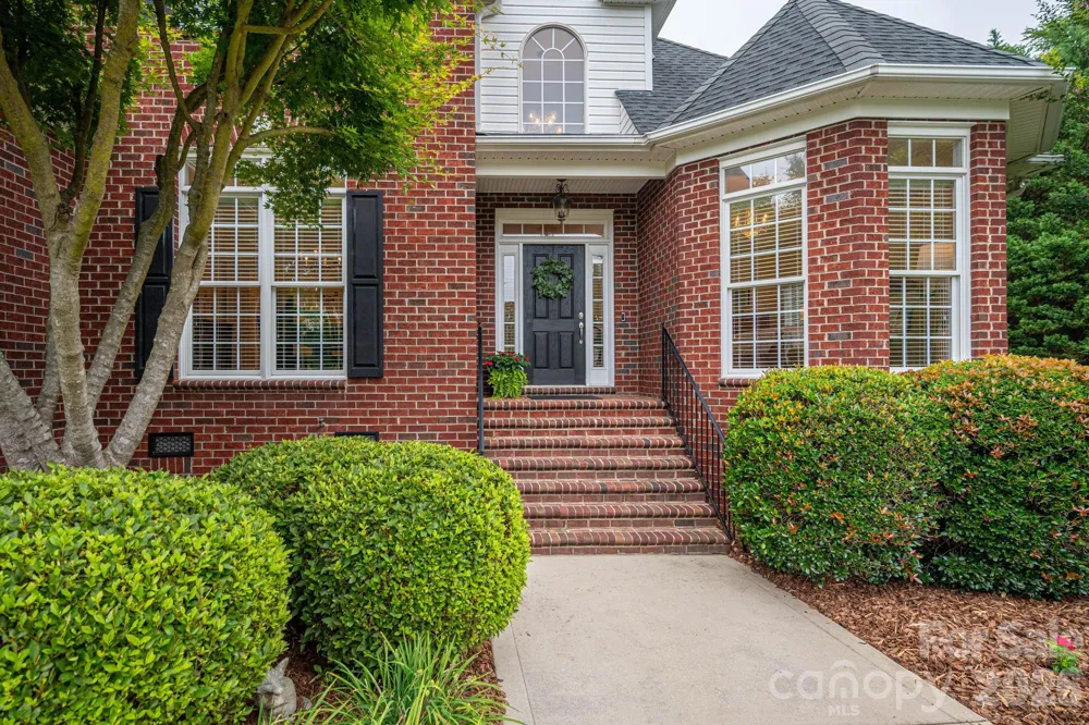 5059 Graystone Estates Drive Belmont, NC 28012