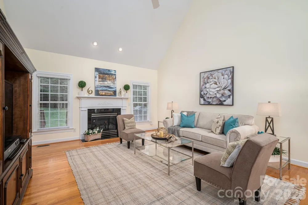 5059 Graystone Estates Drive Belmont, NC 28012